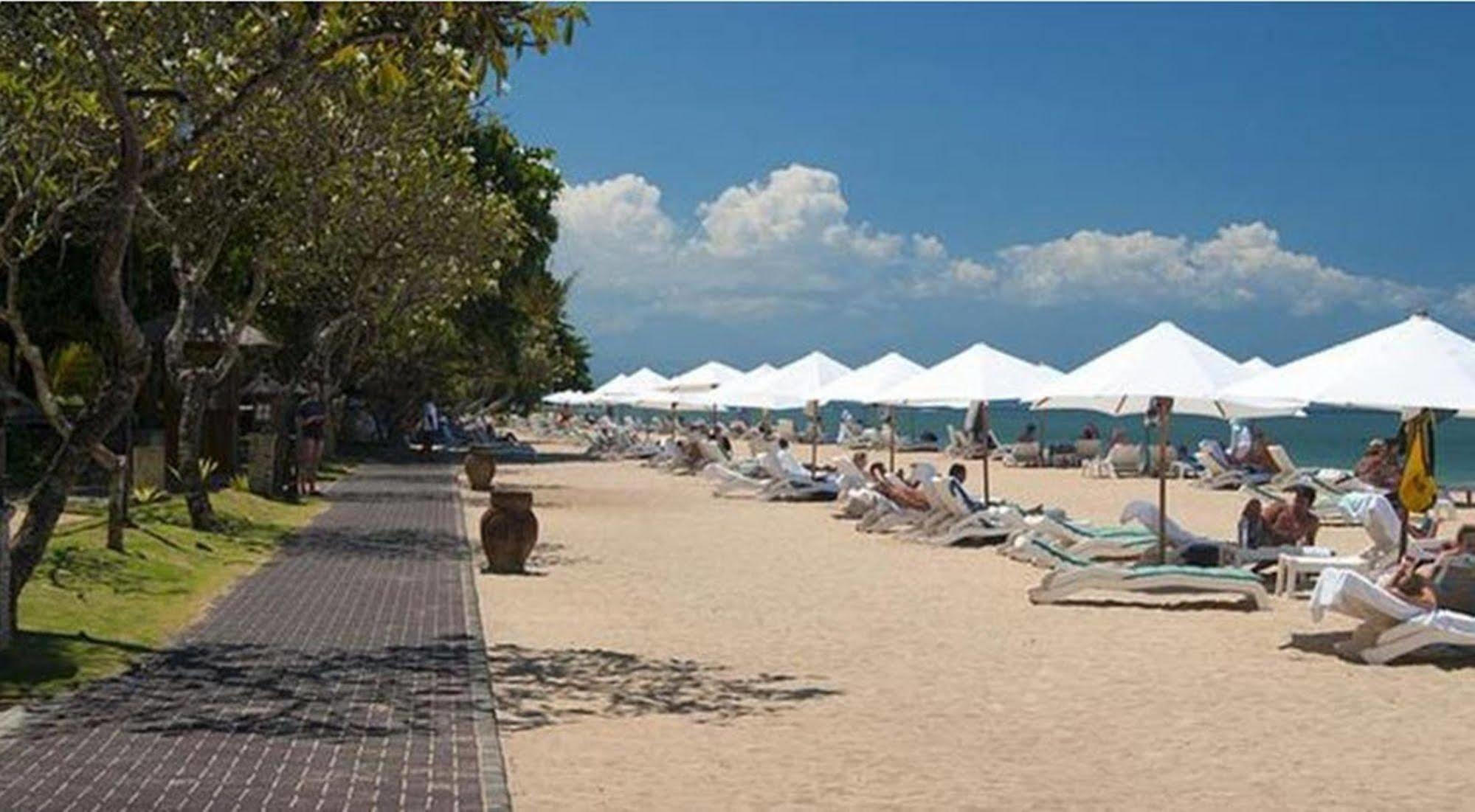 Zuk Hotel Legian Εξωτερικό φωτογραφία